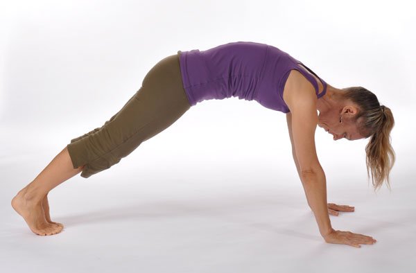 Down Dog – Prep liftl knees keep shoulder blades wide