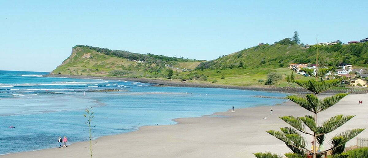 Lennox Head Yoga Training Flo Fenton